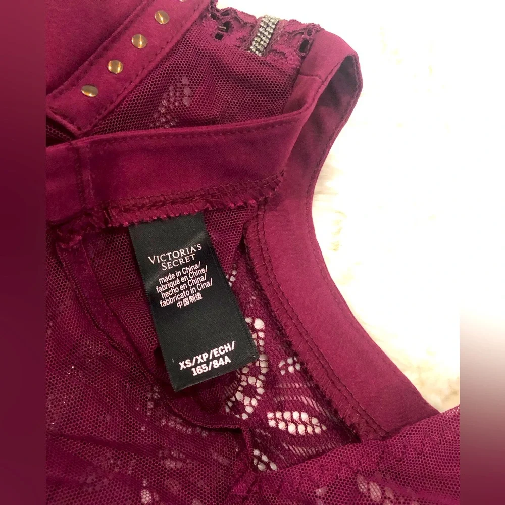 VERY SEXY Victoria’s Secret XSmall burgundy/maroon lace embellished bodysuit - Picture 9 of 14
